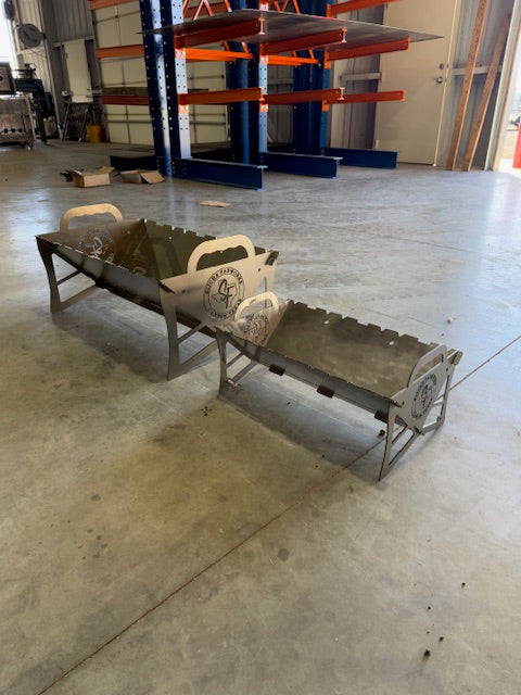 The Traveler XL Grill - Slicks Fabworks